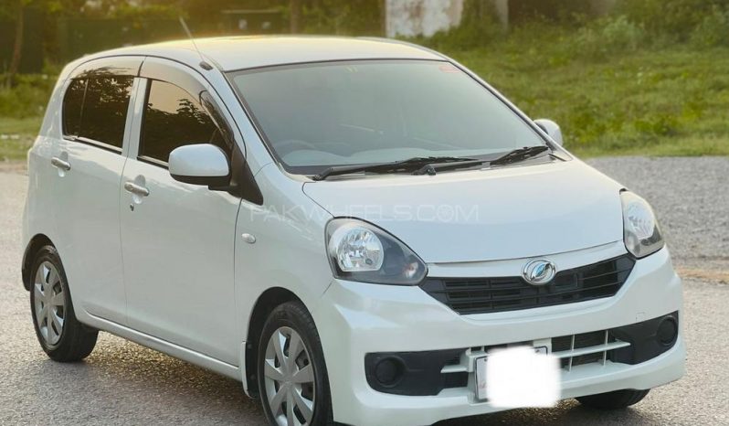 
								Daihatsu Mira X 2018 full									