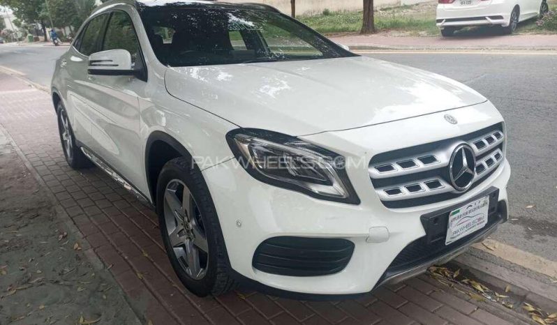 
								Mercedez Benz GlA Class GLA200 2019 full									